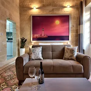 https://laparelli-suites-luxury-suite-3.hotelssaintjulians.com
